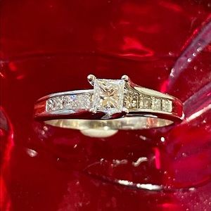 .85 CTW Princess Cut Diamond Engagement Wedding Ring in 14K White Gold